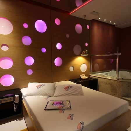 Happy Night (Adults Only) Hotel โกเทีย ภายนอก รูปภาพ